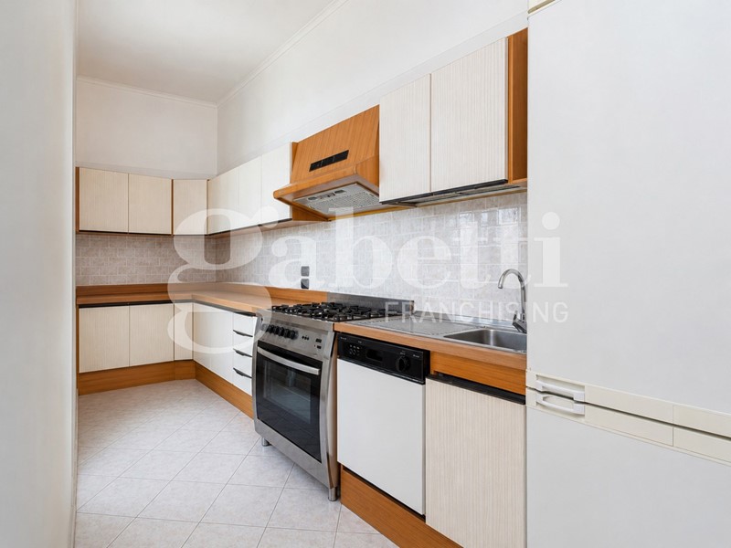 Appartamento in Vendita a Marano di Napoli, 210'000&euro;, 180 m²