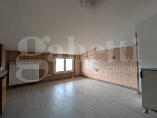 Quadrilocale in Vendita a Deruta, 95'000&euro;, 115 m²