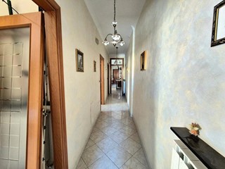 Trilocale in Vendita a Crispano, 155'000&euro;, 91 m², con Box