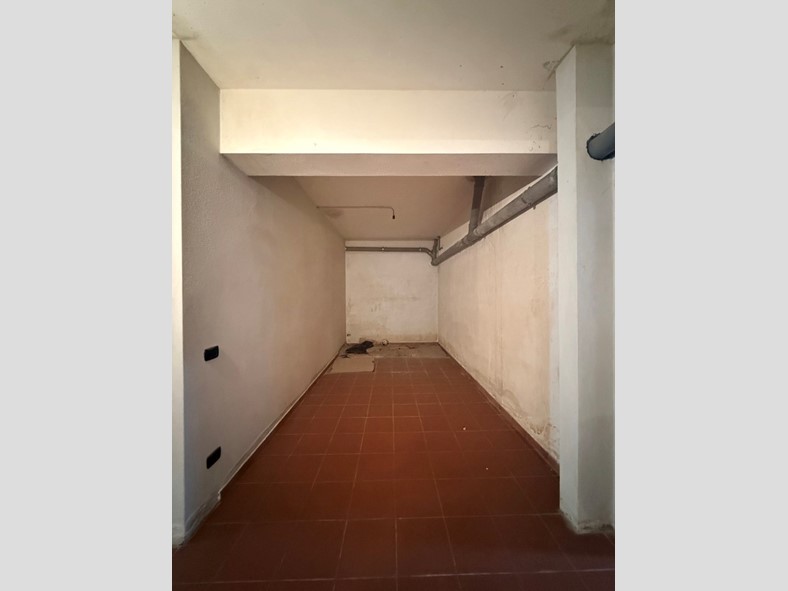 Quadrilocale in Vendita a Barcellona Pozzo di Gotto, 170'000&euro;, 110 m², con Box