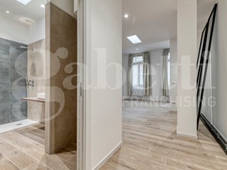 Bilocale in Vendita a Bologna, 235'000&euro;, 48 m²