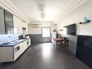 Bilocale in Vendita a Napoli, 160'000&euro;, 80 m²
