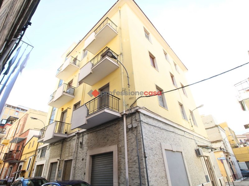 Appartamento in Vendita a Foggia, 125'000&euro;, 165 m²