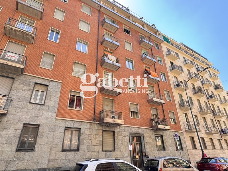 Trilocale in Vendita a Torino, 168'000&euro;, 75 m²