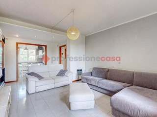 Trilocale in Vendita a Gessate, 260'000&euro;, 105 m², con Box