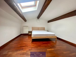 Trilocale in Affitto a Firenze, zona Campo di Marte, 1'200&euro;, 65 m², arredato