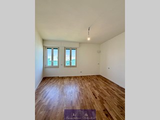 Trilocale in Vendita a Firenze, zona Novoli, 340'000&euro;, 70 m²