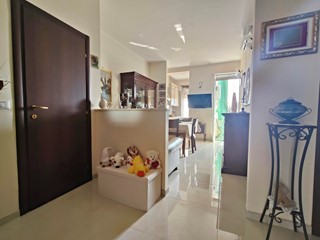 Bilocale in Vendita a Torino, 125'000&euro;, 63 m²