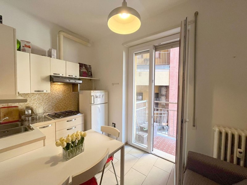 Monolocale in Vendita a Bologna, zona Centro, 177'000&euro;, 34 m², arredato