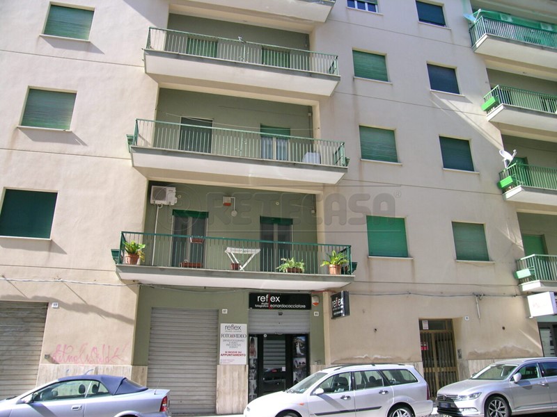 Appartamento in Vendita a Caltanissetta, 95'000&euro;, 147 m²