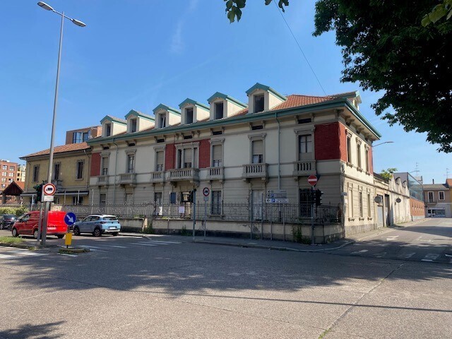 Appartamento in Vendita a Gallarate, 800'000&euro;, 1115 m²