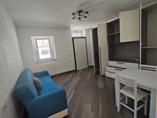 Bilocale in Vendita a Stradella, 63'000&euro;, 70 m², arredato