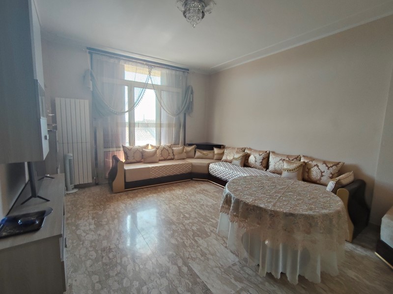 Quadrilocale in Vendita a Pieve Porto Morone, 94'000&euro;, 100 m²