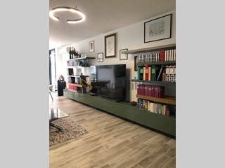 Quadrilocale in Affitto a Trieste, zona Burlo, 2'500&euro;, 150 m², arredato