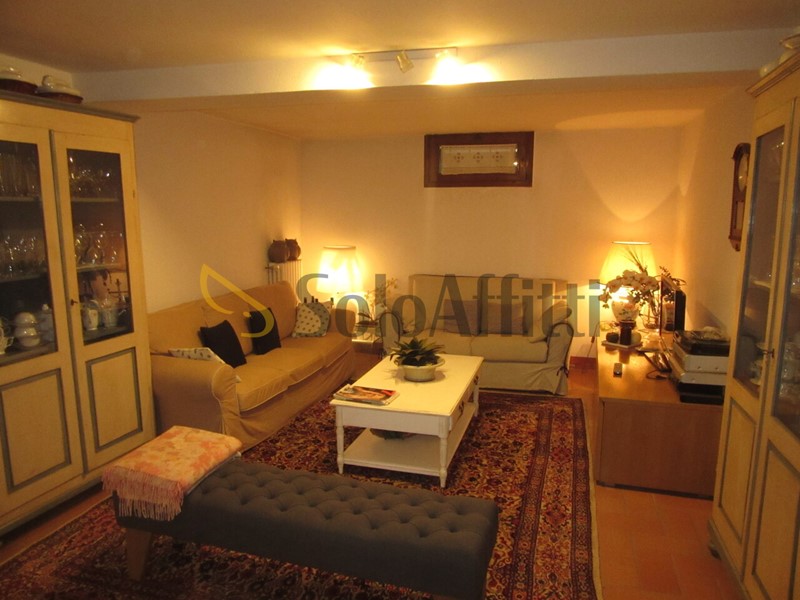 Trilocale in Affitto a Sesto Fiorentino, zona Colonnata, 1'300&euro;, 100 m², arredato