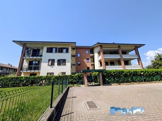 Appartamento in Vendita a Ivrea, 270'000&euro;, 204 m²