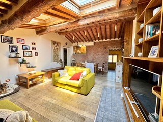 Appartamento in Vendita a San Giuliano Terme, zona Campo, 210'000&euro;, 100 m², arredato
