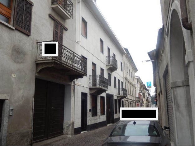 Appartamento in Vendita a Borgomanero, 213'750&euro;, 482 m², con Box