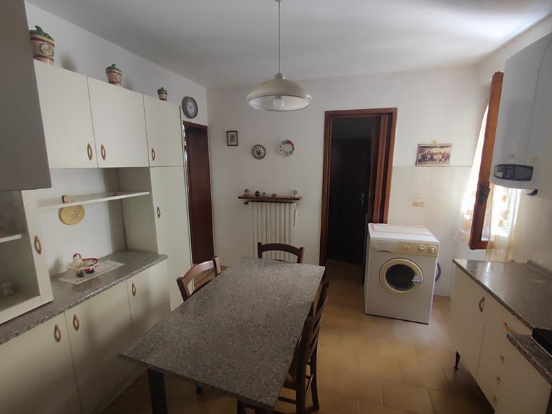 Trilocale in Vendita a Peccioli, 67'000&euro;, 52 m², arredato