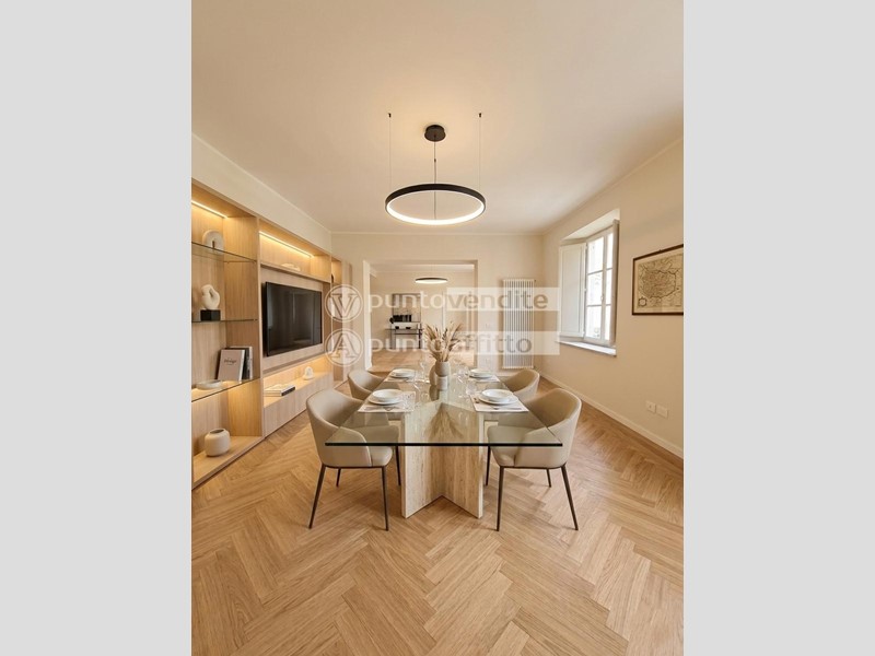 Appartamento in Vendita a Lucca, 695'000&euro;, 140 m²