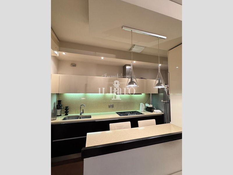 Quadrilocale in Vendita a Signa, 330'000&euro;, 100 m², arredato, con Box