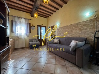 Trilocale in Vendita a Collesalvetti, 115'000&euro;, 63 m²