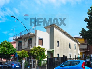 Appartamento in Vendita a Sant'Agata li Battiati, 220'000&euro;, 139 m²