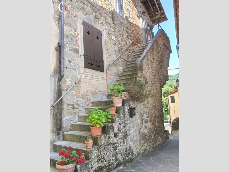 Appartamento in Vendita a Pratovecchio Stia, 110'000&euro;, 58 m²