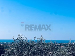Quadrilocale in Vendita a Rosignano Marittimo, 350'000&euro;, 550 m²
