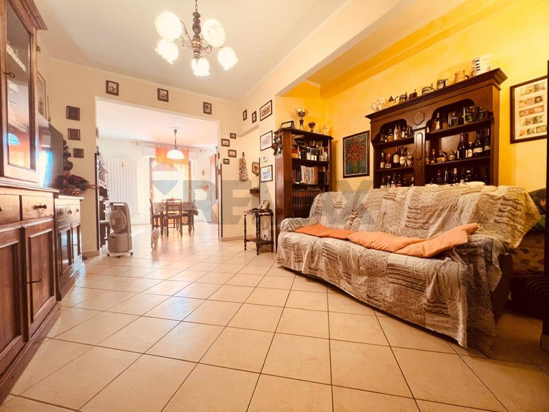 Quadrilocale in Vendita a Cecina, 169'000&euro;, 101 m²
