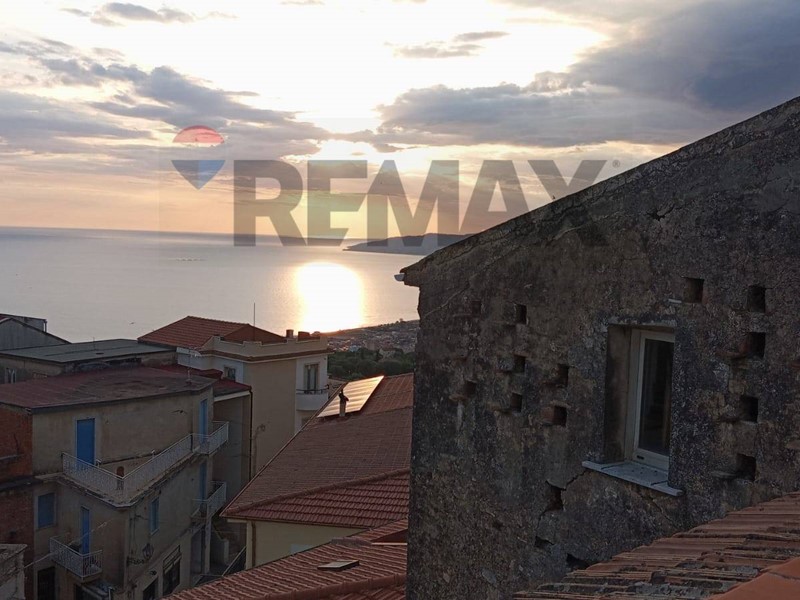 Attico in Vendita a Ascea, 73'000&euro;, 93 m²