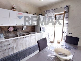 Quadrilocale in Vendita a Villaricca, 180'000&euro;, 90 m²