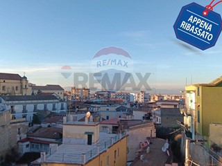 Quadrilocale in Vendita a Marano di Napoli, 105'000&euro;, 80 m²