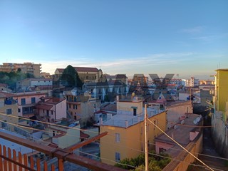 Trilocale in Vendita a Marano di Napoli, 105'000&euro;, 85 m²