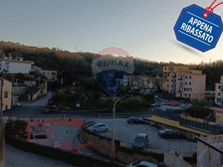 Trilocale in Vendita a Marano di Napoli, 105'000&euro;, 85 m²