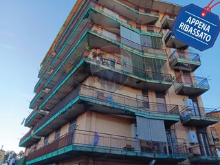 Trilocale in Vendita a Marano di Napoli, 57'000&euro;, 60 m²