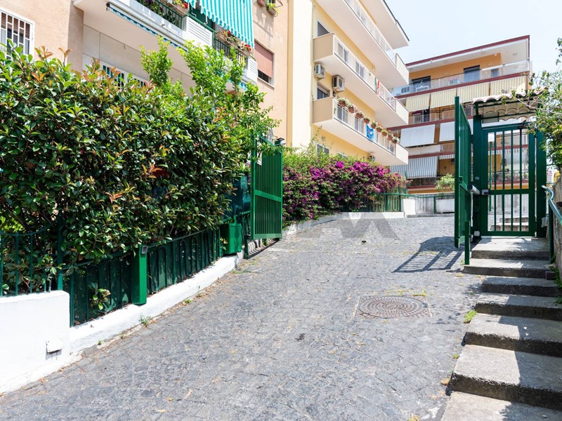 Appartamento in Vendita a Napoli, 565'000&euro;, 132 m²