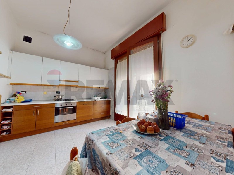 Quadrilocale in Vendita a Grisignano di Zocco, 120'000&euro;, 112 m²