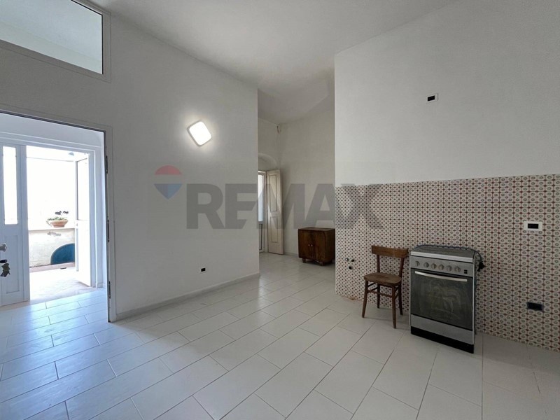 Quadrilocale in Vendita a Rodi Garganico, 78'000&euro;, 84 m²