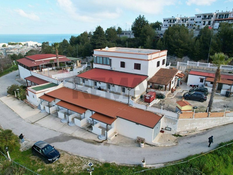 Appartamento in Vendita a Peschici, 1'030'000&euro;, 500 m²