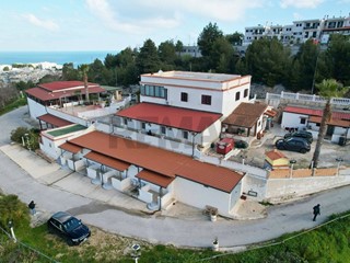 Appartamento in Vendita a Peschici, 1'030'000&euro;, 500 m²