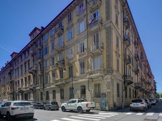 Quadrilocale in Vendita a Torino, 368'000&euro;, 100 m²