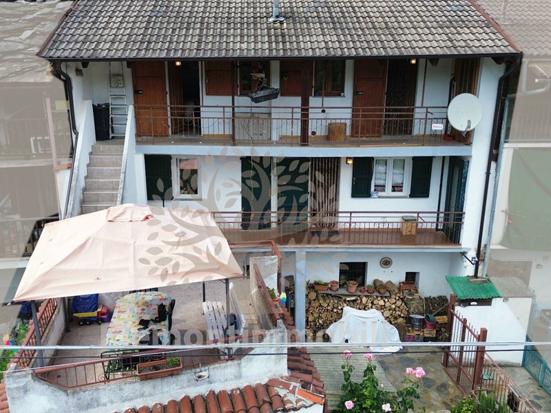 Appartamento in Vendita a Giaveno, 69'000&euro;, 135 m²