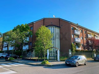 Trilocale in Vendita a Rho, 249'000&euro;, 90 m²