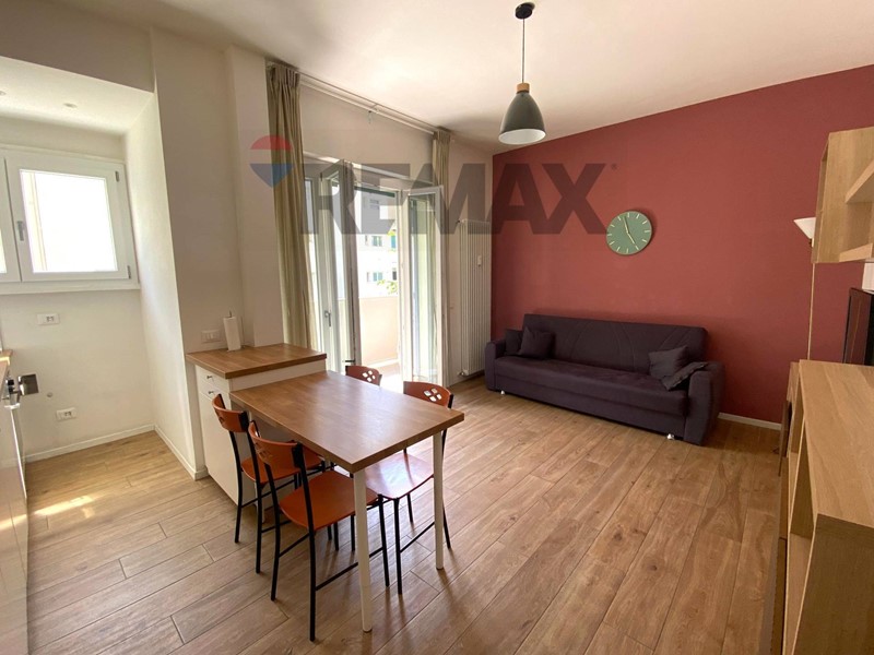 Bilocale in Affitto a Milano, 1'100&euro;, 46 m²