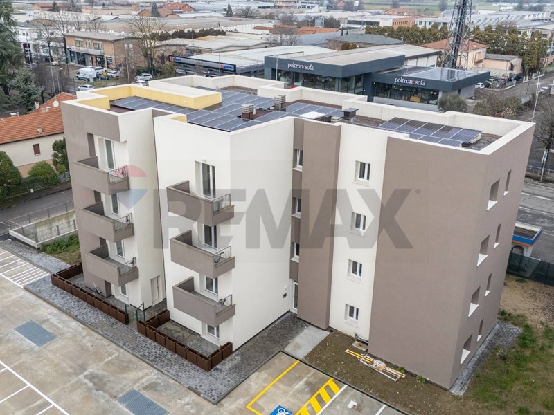 Trilocale in Vendita a Reggio Emilia, 220'000&euro;, 72 m²