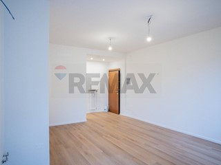 Trilocale in Vendita a Parma, 265'000&euro;, 79 m²