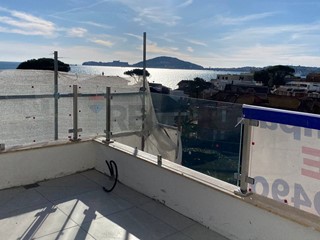 Attico in Vendita a Formia, 385'000&euro;, 90 m²