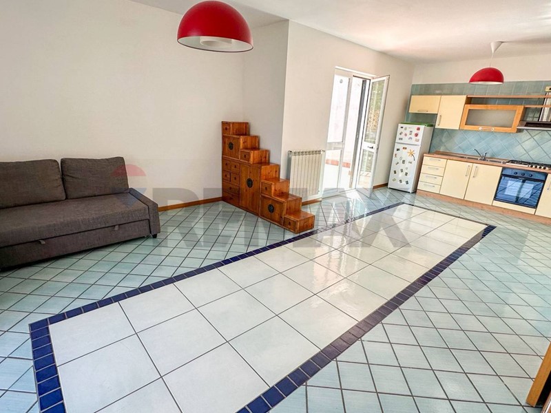 Appartamento in Vendita a Formia, 230'000&euro;, 100 m²