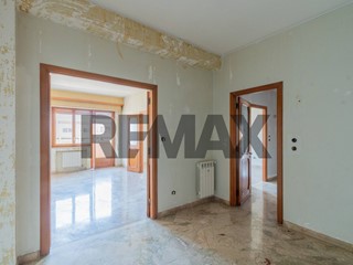 Appartamento in Vendita a Palermo, 380'000&euro;, 198 m²
